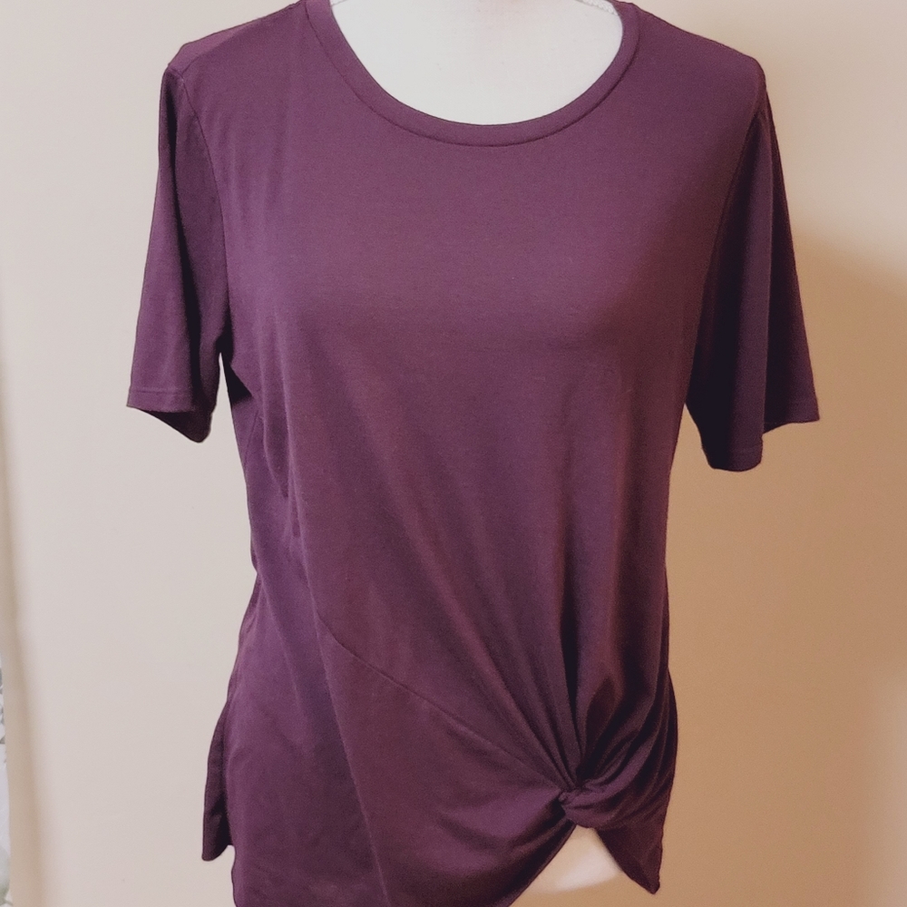 Hippie Laundry knot tee size large